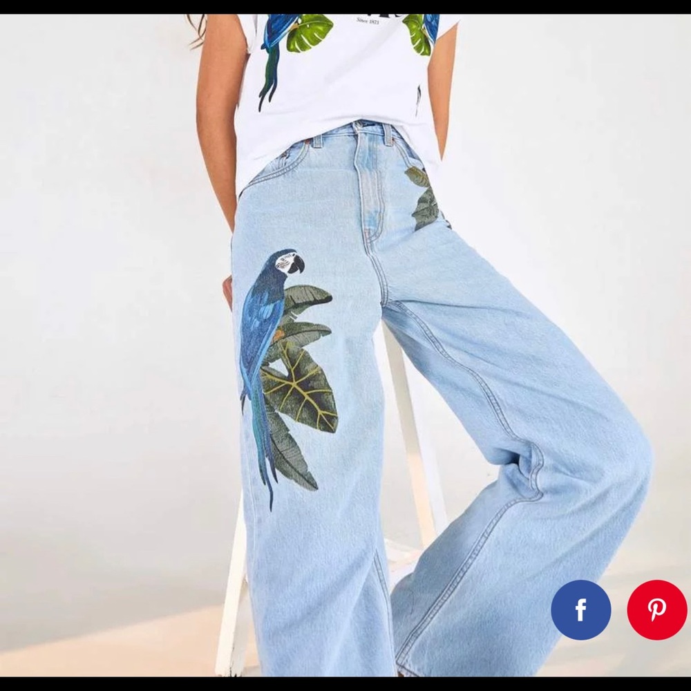 BNWT Farm Rio Toucan Levi’s